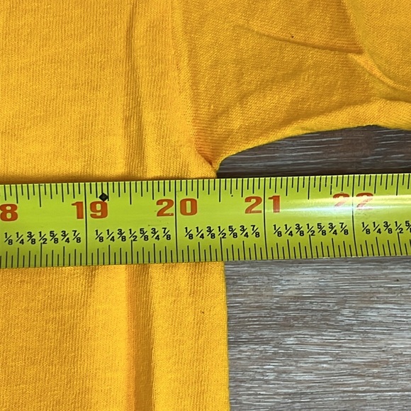 Mizzou 2012 Big12 Champions shortsleeved men’s large gold logo t-shirt - Picture 9 of 11